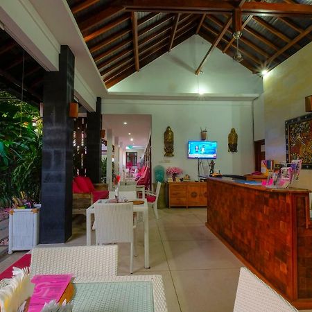 Lombok Senggigi Hotel Mangsit Exterior photo