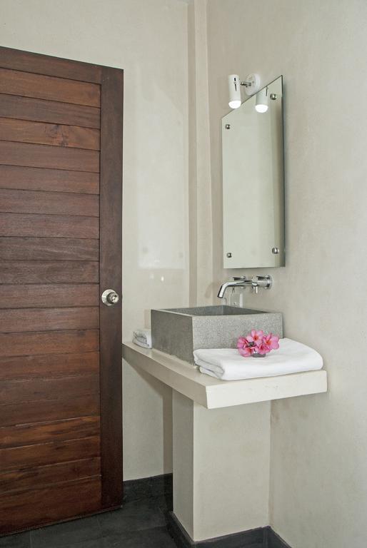 Lombok Senggigi Hotel Mangsit Room photo