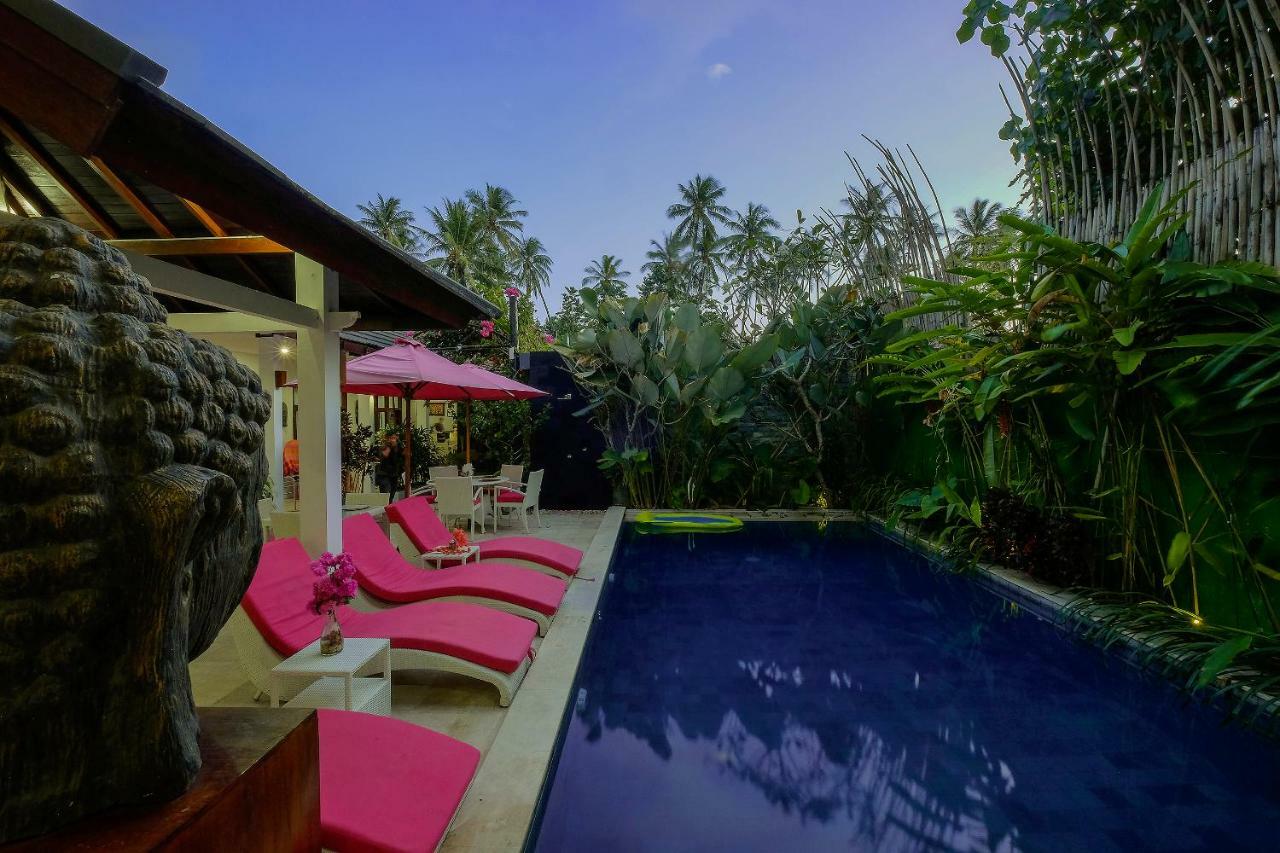 Lombok Senggigi Hotel Mangsit Exterior photo